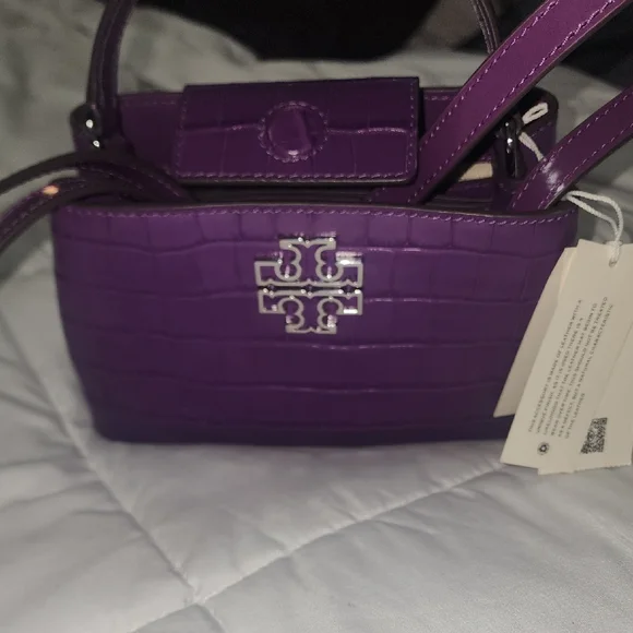 Tory Burch Purple Croc-Embossed Shoulder Bag - Picture 3 of 5